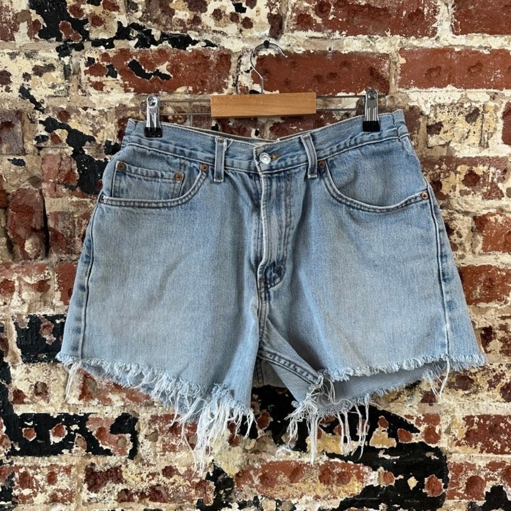 Levi's 505 Cut Off Denim Blue Jean Shorts Womens 34 Distressed - 30x4"